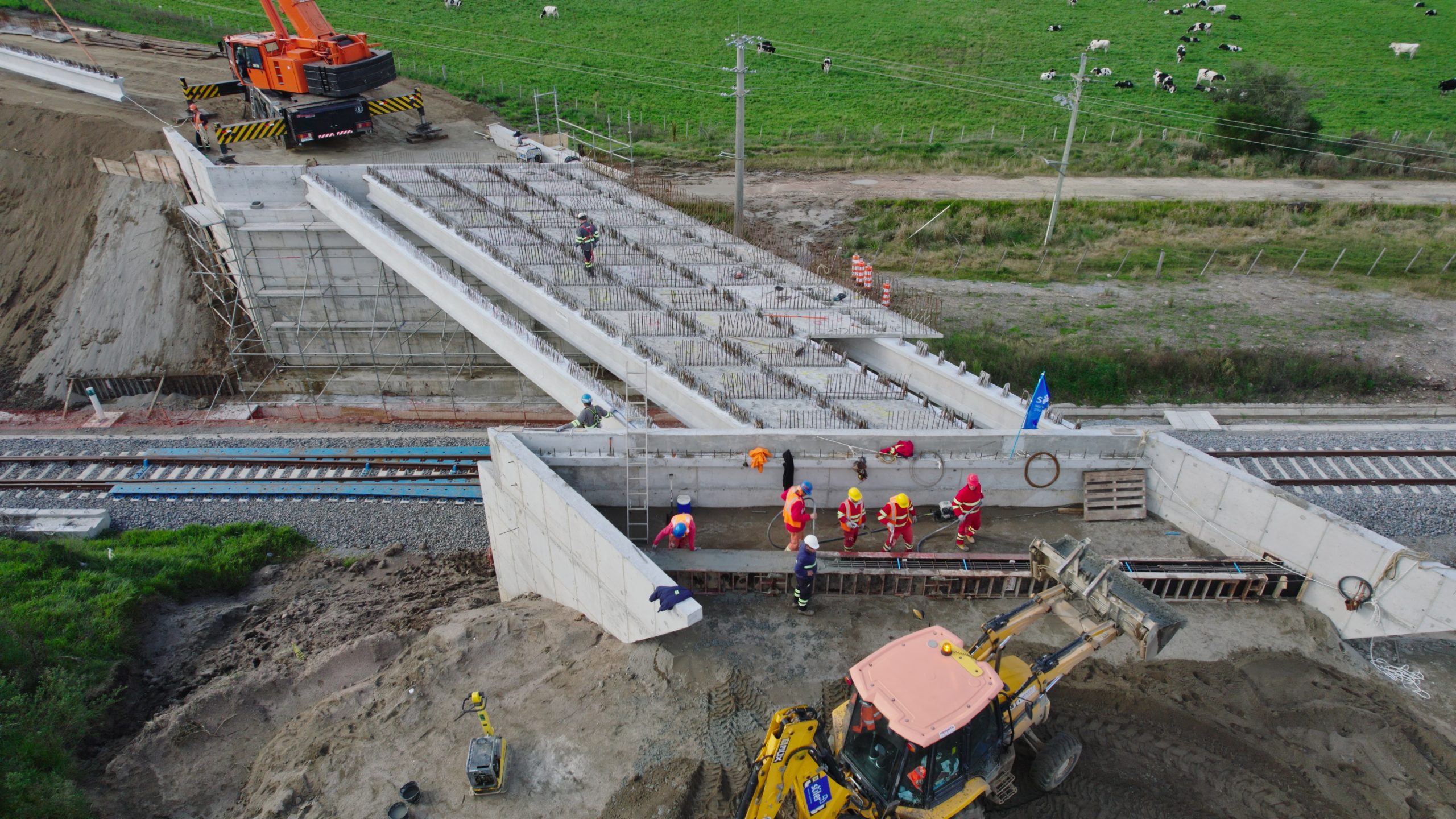 Montaje de puente en La Cruz